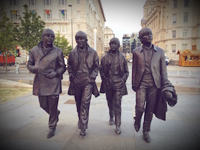 Beatles Denkmal in Liverpool
