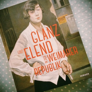 Der Katalog zur Frankfurter Ausstellung "Glanz und Elend der Weimarer Republik"